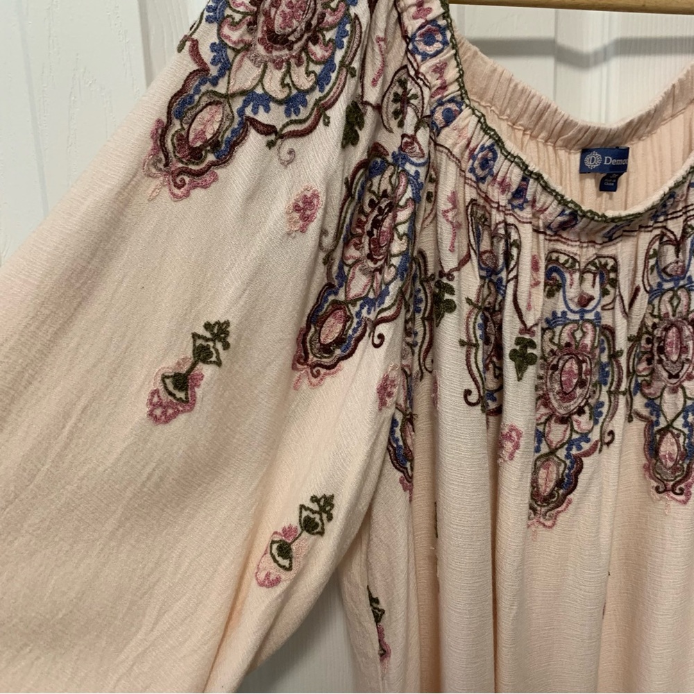 Embroidered Floral Blouse by Democracy 3XL - Picture 7 of 13